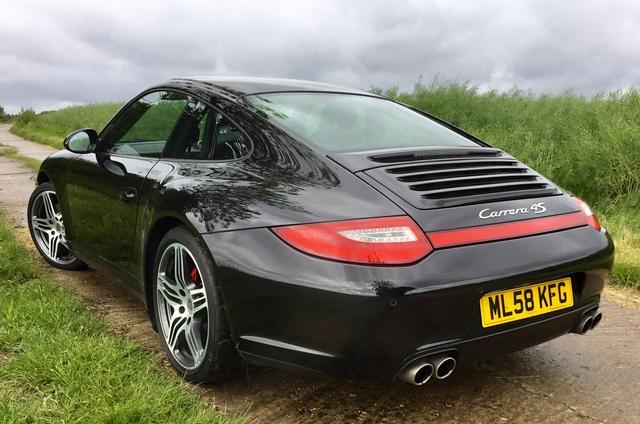 Porsche 997 C4S 3.8 S PDK Gen 2 coupe